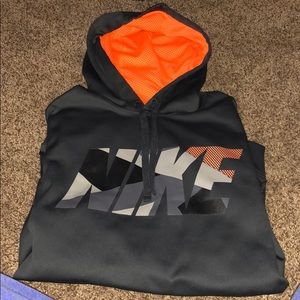 Men’s Nike sweatshirt